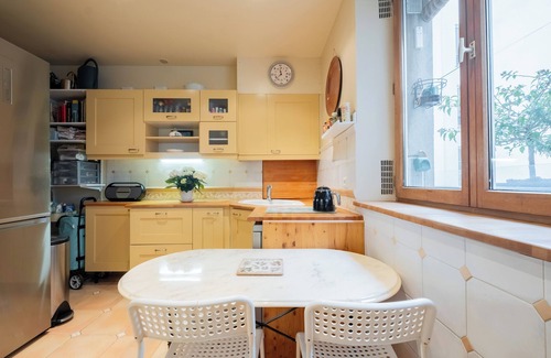 Ternes Apartamento | Triumphant Design, by Veeve