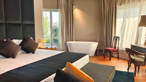 Rione II Trevi Hotel | Triviho Hotel