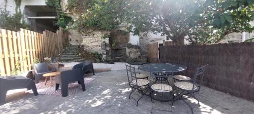 Montlouis-sur-Loire Casa | Troglo entre Caves et Châteaux