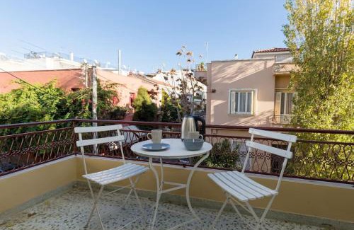 Petralona Apartamento | Troon of Athens House