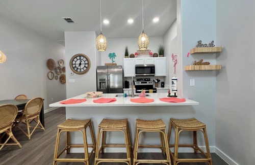 North Beach Casa | Tropic Like It's Hot
