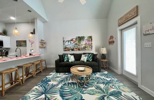 North Beach Casa | Tropic Like It's Hot