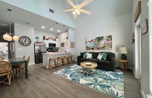 North Beach Casa | Tropic Like It's Hot