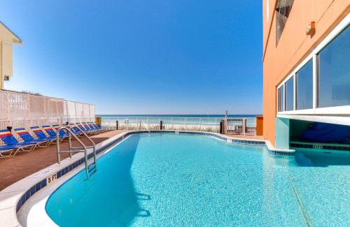 West Panama City Beach Apartamento | Tropic Winds Resort by Panhandle Getaways