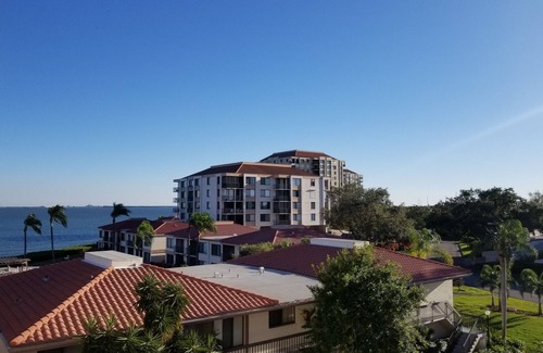 Palma del Mar Condominio | Nice Tropical 1 BD 1. 5 BA Condo en Isla Del Sol, San Petersburgo, Florida