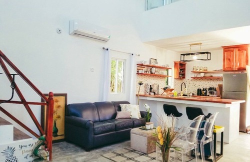 Treasure Beach Cabaña | Tropical Beach Loft w/King Bed + Sea/Mountain Views!