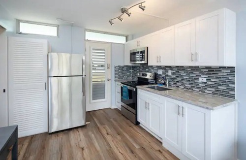 Makaha Apartamento | Tropical Beach Vacation Home