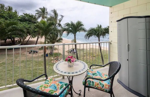 Makaha Apartamento | Tropical Beach Vacation Home