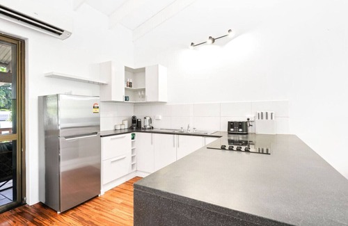Port Douglas Apartamento | Tropical Beachside Townhouse- Relax and Unwind in this Stylish Port Douglas Retreat
