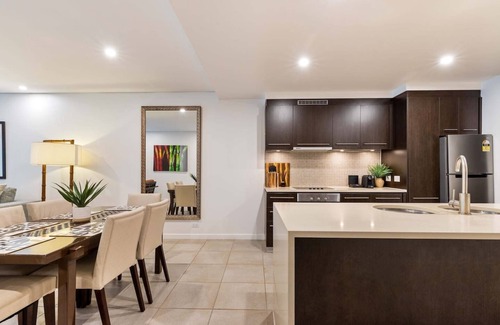 Port Douglas Complejo | Two Bedroom Swimout in Tropical Resort