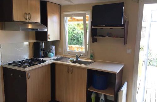 Vic-la-Gardiole Apartamento | Tropical Bungalow 2