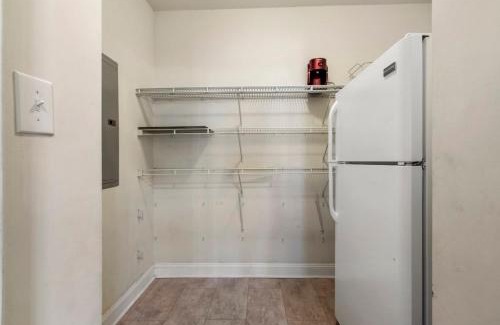 North Myrtle Beach Casa | Tropical Dunes I - 8 Bedroom Oceanfront Home - Private Pool Game Room and Elevator