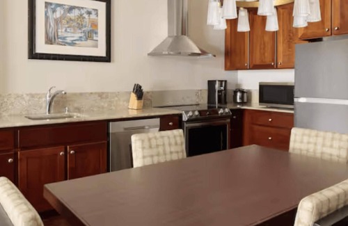 Kamuela Complejo | Tropical Escape: Spacious 1BR at Kings’ Land