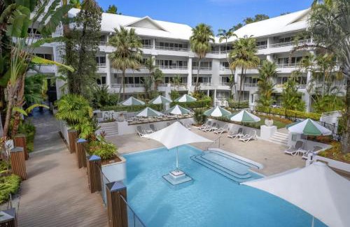Palm Cove Apartamento | Tropical Escapes Palm Cove - Absolute Ocean Front Apartment