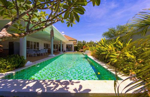 Hua Hin Apartamento | Tropical Family Villa with Pool Garden ML103