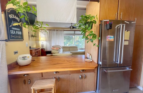 Downtown Honolulu Condominio | Tropical Garden Tranquility HNL