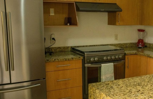 Flamingos Casa | Tropical Getaway in Flamingos near Beach