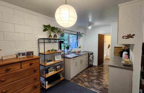 Tutukaka Apartamento | Tropical Hideaway 150 meters from the beach.