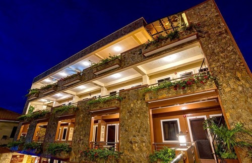 Estancia Apartamento | Tropical Hideaway: 2-Bedroom Suite