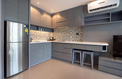 Kamala Apartamento | Tropical Kamala Pool View 1 BR CTG B206
