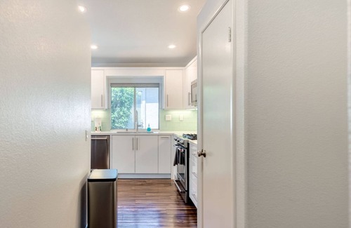 Indio Casa | Tropical Oasis at Indian Palms w/Pool/Spa, Mountain View, Close to Music Festivals, in Golf Resort