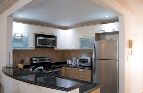 Dover Condominio | Tropical Oasis: Condominium in St. Lawrence Gap
