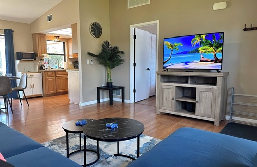 Port Charlotte Casa | "Tropical Oasis" in the Heart of North Port Charlotte