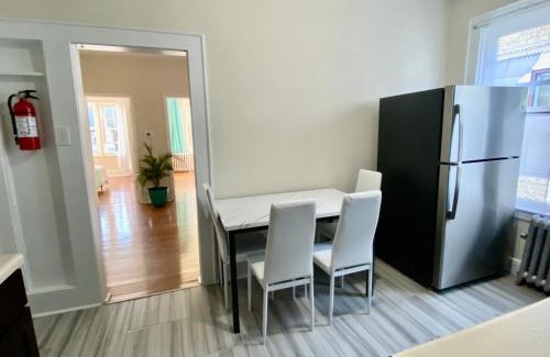 Irvington Casa | Tropical Oasis - Room 1