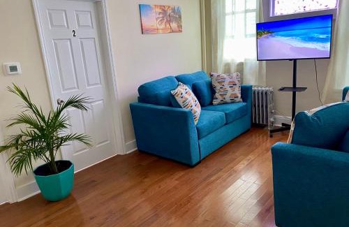 Irvington Casa | Tropical Oasis - Room 1