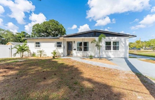 Disston Heights Casa | Tropical Oasis w/Pool near Beach