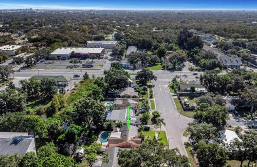 Pinellas Park Casa | Tropical Palm Haven with Pool and Firepit