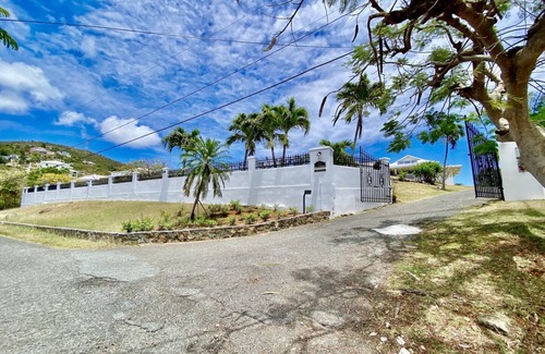 Estate Bakkero Casa | Tropical Private Gated Estate - Ocean, Island & Harbor Views!