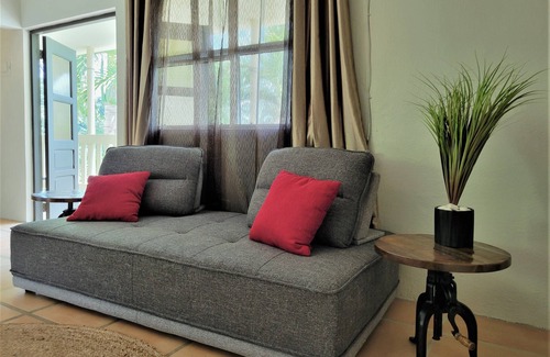 Duque Cabina | Tropical Rainforest Retreat