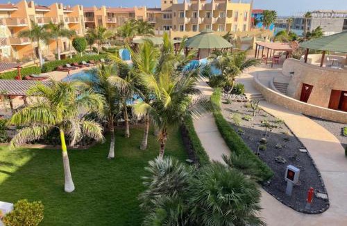 Santa Maria Apartamento | Tropical Resort Pool View - Three Bedroom
