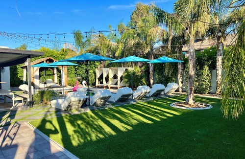 East Mesa Villa | Tropical Retreat with hot tub, heated pool, misters & fire pit