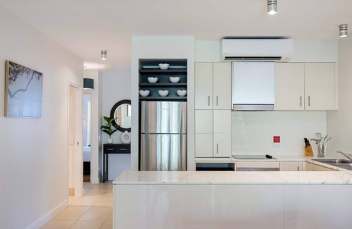 Palm Cove Complejo | Three Bedroom Apartment with Rooftop Spa and BBQ at Beach Club