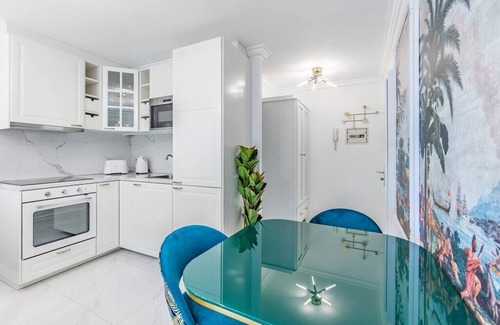 Montreux Apartamento | Tropical studio with a balcony - Lake View