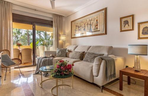 Sotogrande Apartamento | Tropical Sunset Paradise with Pool and Free Parking
