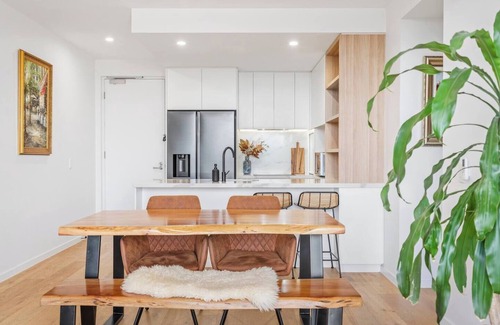 Palm Beach Apartamento | Tropical Tides Resort Style Chic at Palm Beach