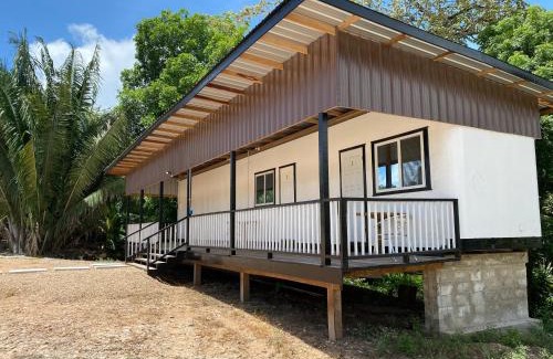 Spanish Lookout Hotel | Tropical View