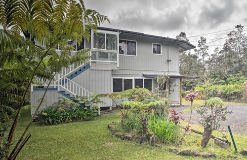 Ohia Estates Cabaña | Tropical Volcano Bungalow < 4 Mi to Nat'l Park!