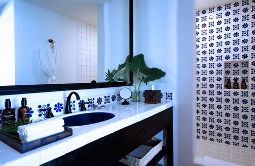 Downtown San Jose del Cabo Hotel | Tropicana Los Cabos, Tapestry Collection by Hilton