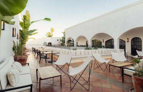 Downtown San Jose del Cabo Hotel | Tropicana Los Cabos, Tapestry Collection by Hilton