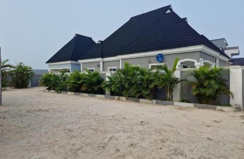 Ekrokpe Apartamento | Tropicana Resorts and Gardens 1