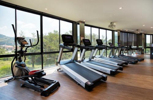 Kamala Apartamento | Tropics Kamala Hill View Apartment CTG D709, near Beach and Fantasea