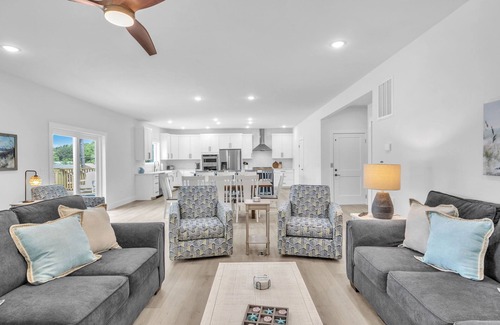Yaupon Beach Casa | Trottin’ To Paradise: Charming, Spacious Rental with Private Pool