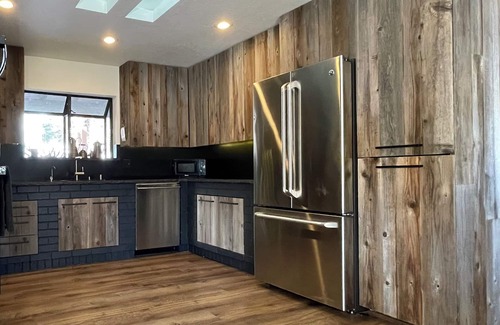 Truckee Casa | Truckee River House - Hermosas vistas, Retiro frente al río, pesca con mosca, esquí