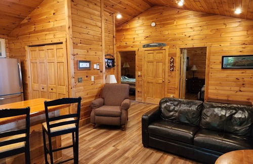 Chautauqua County Cabaña | Frente a la playa en el lago Erie * Driftwood Cottage