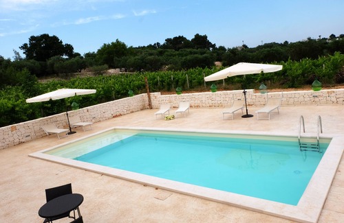 Martina Franca Casa | TRULLI "SOLE" INMERSO EN EL CORAZÓN DEL VALLE D'ITRIA