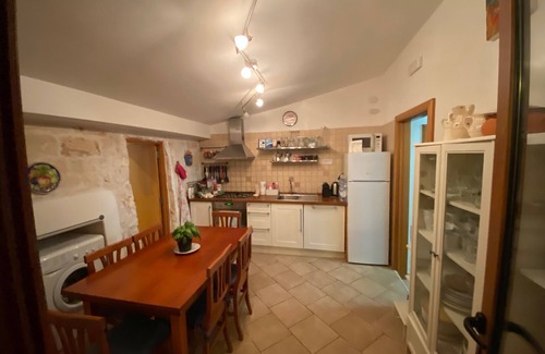 Castellana Grotte Villa | Trullo tradicional, ubicación rural, piscina privada cerrada, uso exclusivo